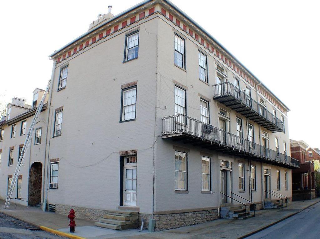 Lee House Inn Maysville Exterior photo