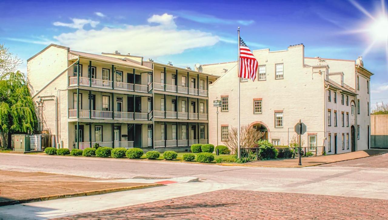 Lee House Inn Maysville Exterior photo